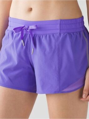 Lululemon Hotty Hot Short